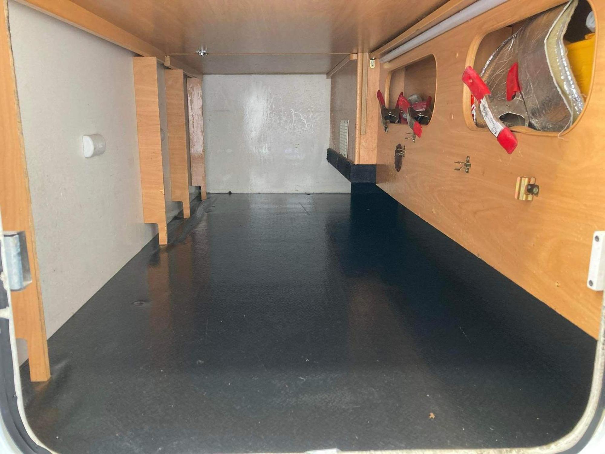 Autocaravana En La Pedriza Manzanares El Real Buitenkant foto